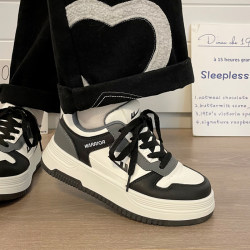 Pull Back 2025 Autumn New Cream-Style White Sneakers for Women, Thick-Soled Couple's Sports Shoes, Retro Black and White Panda Sneakers