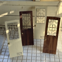 Sweet Garden Iron Art Vintage Decorative Door Ornament Miniature Dollhouse Grocery Decoration ins Wooden House Photography Props