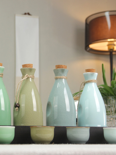 19世紀〜20世紀 中国 雲南 象青白磁 喫煙用ポット 19世紀〜20世紀 中国 雲南 象青白磁 喫煙用ポット 新型コロナに