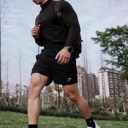 Gym Uk Shark Quick-Drying Shorts with Spliced Design, Breathable Sports Fitness Training Men's Running Quarter Pants