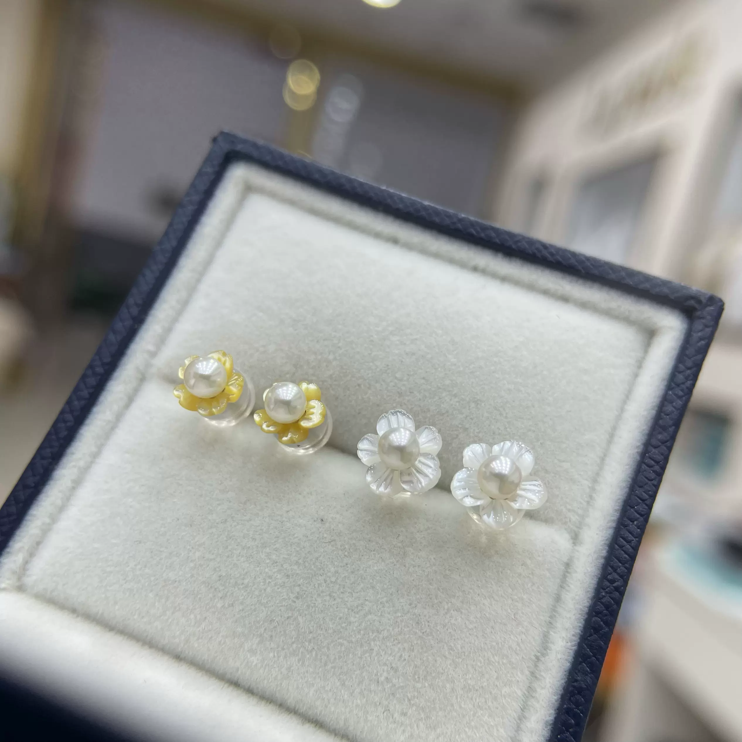 18k、Akoya海水本真珠 Kat & Chlo 18K金黃金日本Akoya海水珍珠渐变耳坠– Gem Hooray 珠宝汇