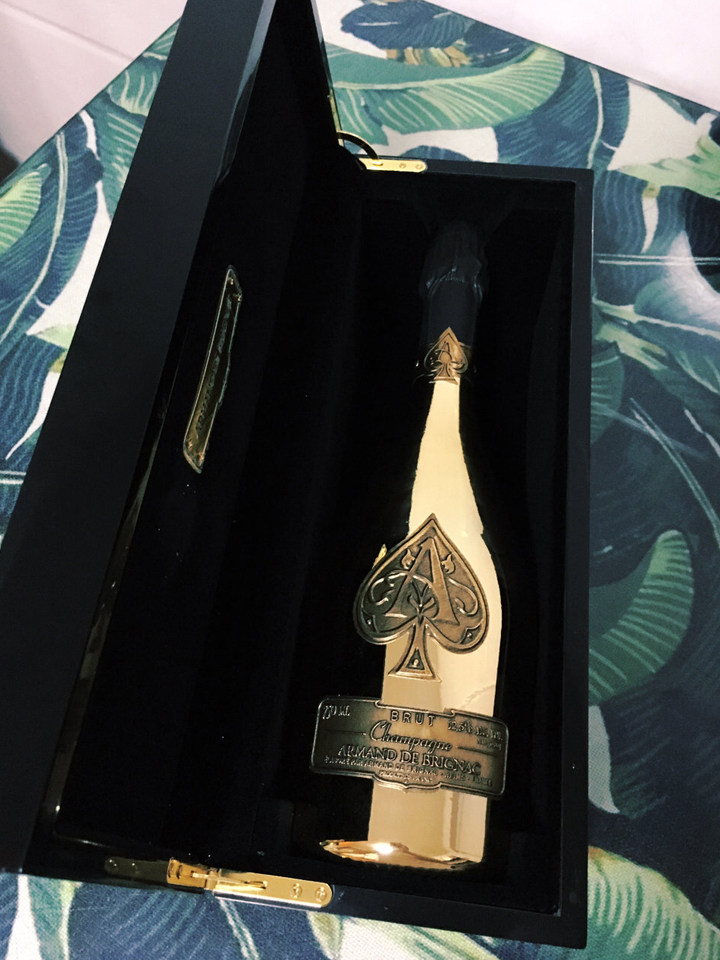 黑桃a钢琴烤漆礼盒纯葡萄汁果味香槟