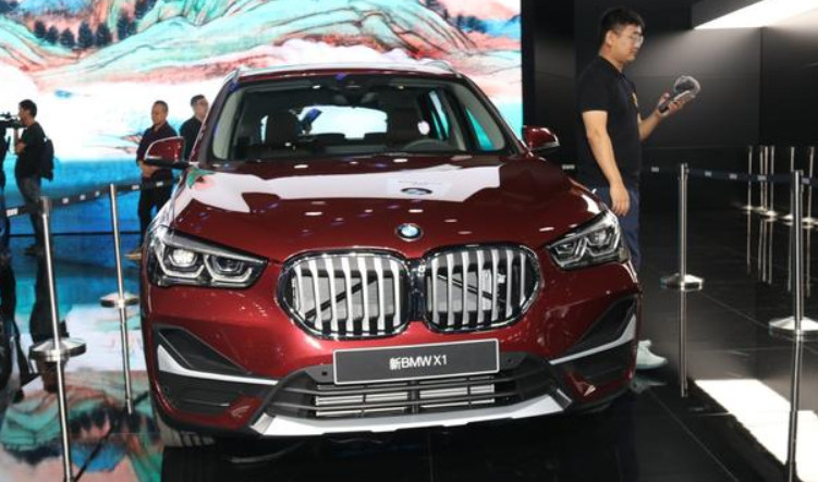 全新前脸设计新款宝马x1国产版首发