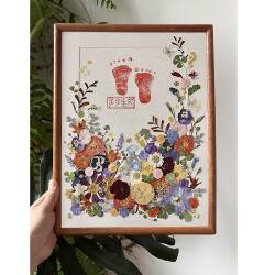 Newborn Baby Gift Set for Full Month Celebration, First Birthday, and Keepsake with High-End Commemorative Hand and Footprint Display Frame