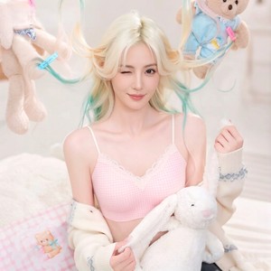 
Soufflé underwear women's seamless 2026 new small breast push-up, secondary breast anti-sagging bear girl bra