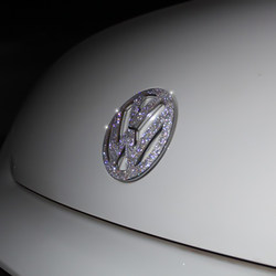Volkswagen Beetle Diamond Car Stickers Interior Diamond Stickers Car Logo Steering Wheel Decoration Modification Diamond Suitable for 13-20 Years