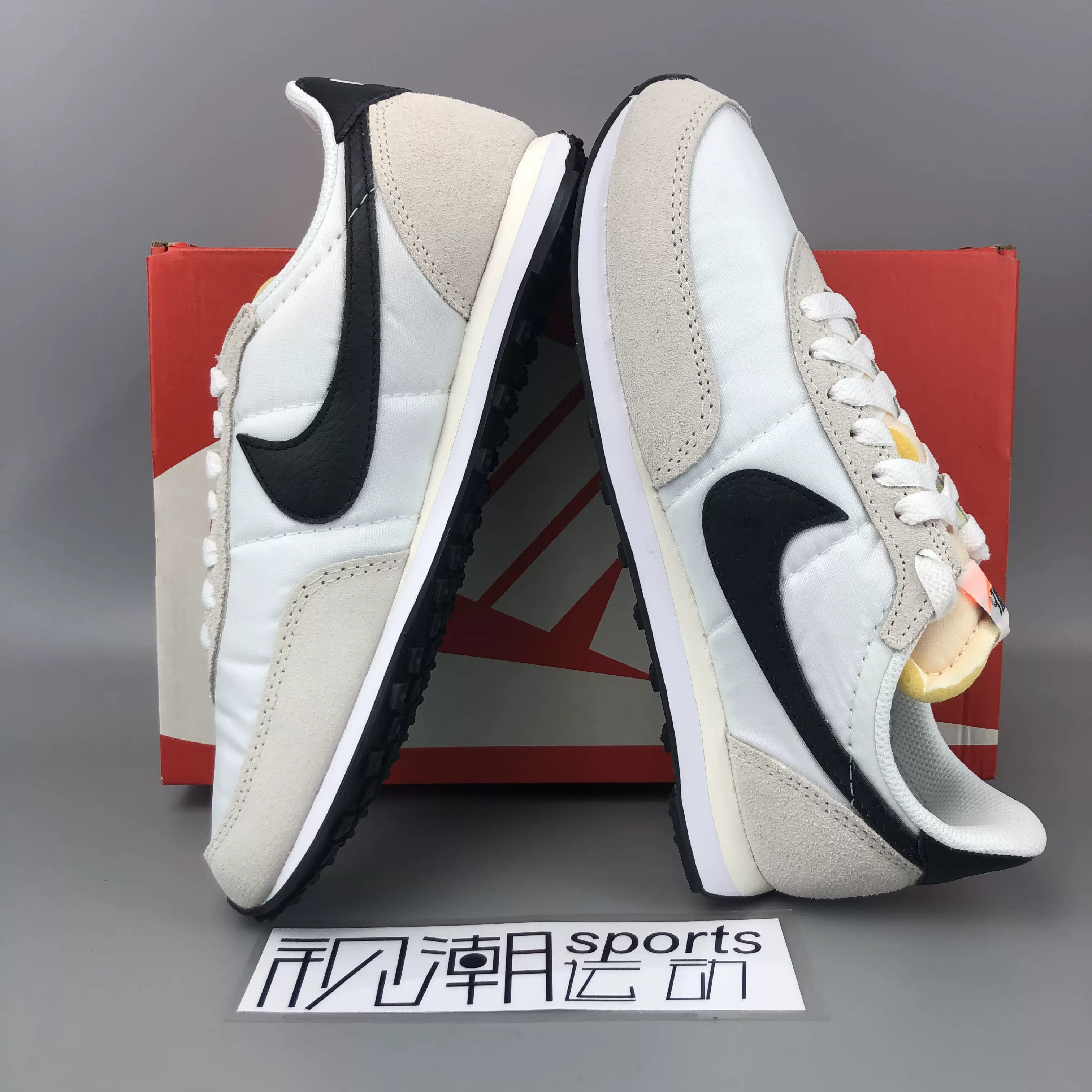 nike耐克waffle trainer 2米白黑女缓震透气休闲华夫鞋da8291