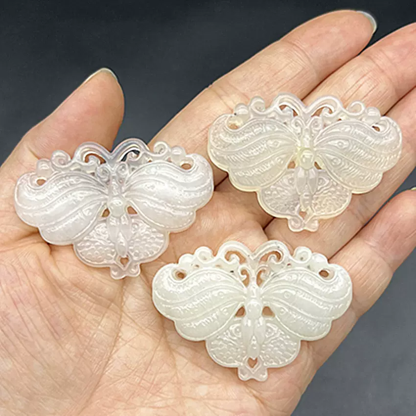 白玉蝴蝶 蝴蝶形玉珮 玉細工 置物 中国美術 古賞物 中国古玩