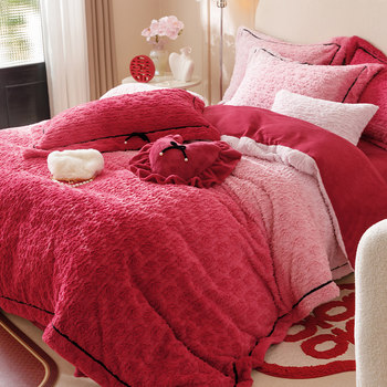 Autumn and winter warm rabbit velvet gradient red wedding four-piece romantic rose wedding quilt cover bed sheet 1.8 fitted sheet