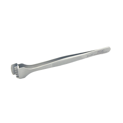 VETUS tweezers specially designed for wafer picking