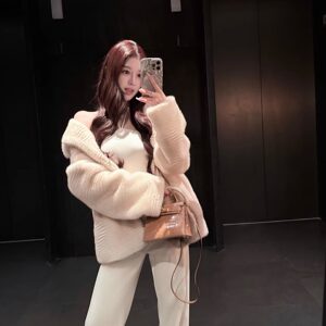 
Han Yujia [Ya Xuyuan] beige lapel mink tip dyed eco-friendly fur women's winter thickened warm jacket