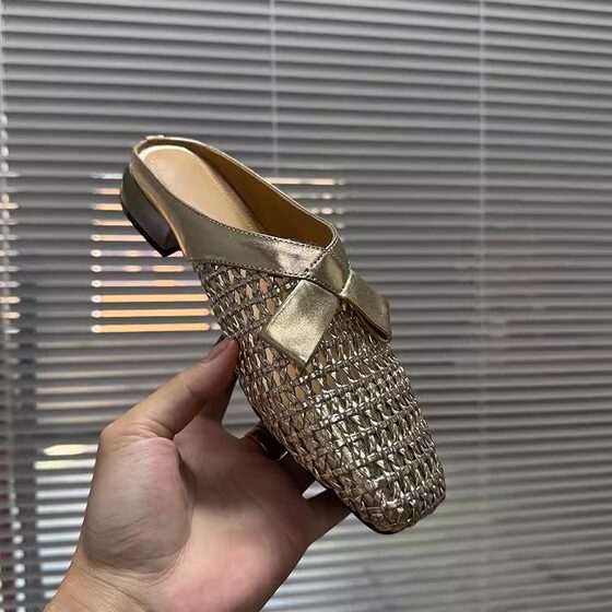 
3cm fashionable hollow summer breathable thick heel cap-toe slippers for women, comfortable square toe mid-heel mule shoes for women