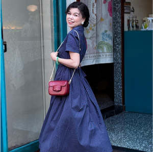 
Original (Modern Polka Dot) French retro v-neck classic polka dot dress Hepburn style high waist A-line large hem skirt