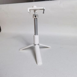 !Bluetooth self-illumination pole tripod mobile phone holder