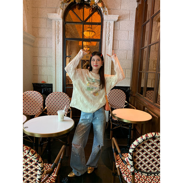 Jinyu Huahua white T-shirt for women 2024 new tops to make them look slim and loose lace long-sleeved embroidered early autumn design sense
