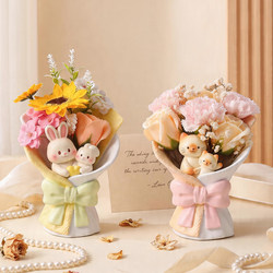Creative and Cute Cat Vase Ornaments with a Niche High-End Feel, 520 Gift for Couples, Decorative Items for Mother's Day with a Sense of Ceremony
