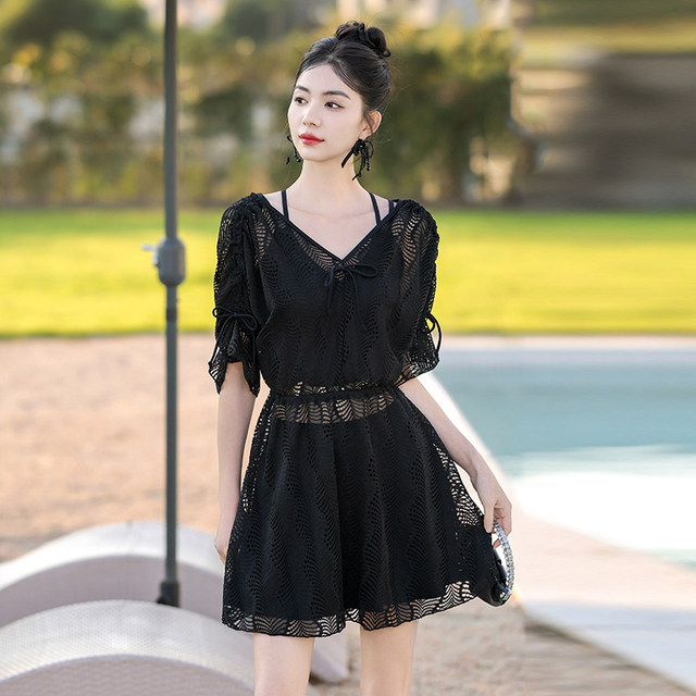 Swimming suits for women 2025 new high-end three-piece set for girls with slightly fat belly covering large size conservative hot spring swimsuit