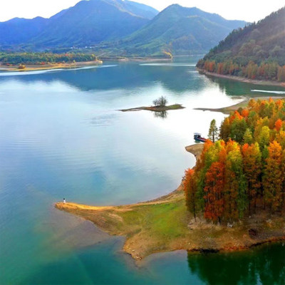 篁岭新安江山水画廊徽州古城西递宏村4天3晚优秀导游纯玩跟团游