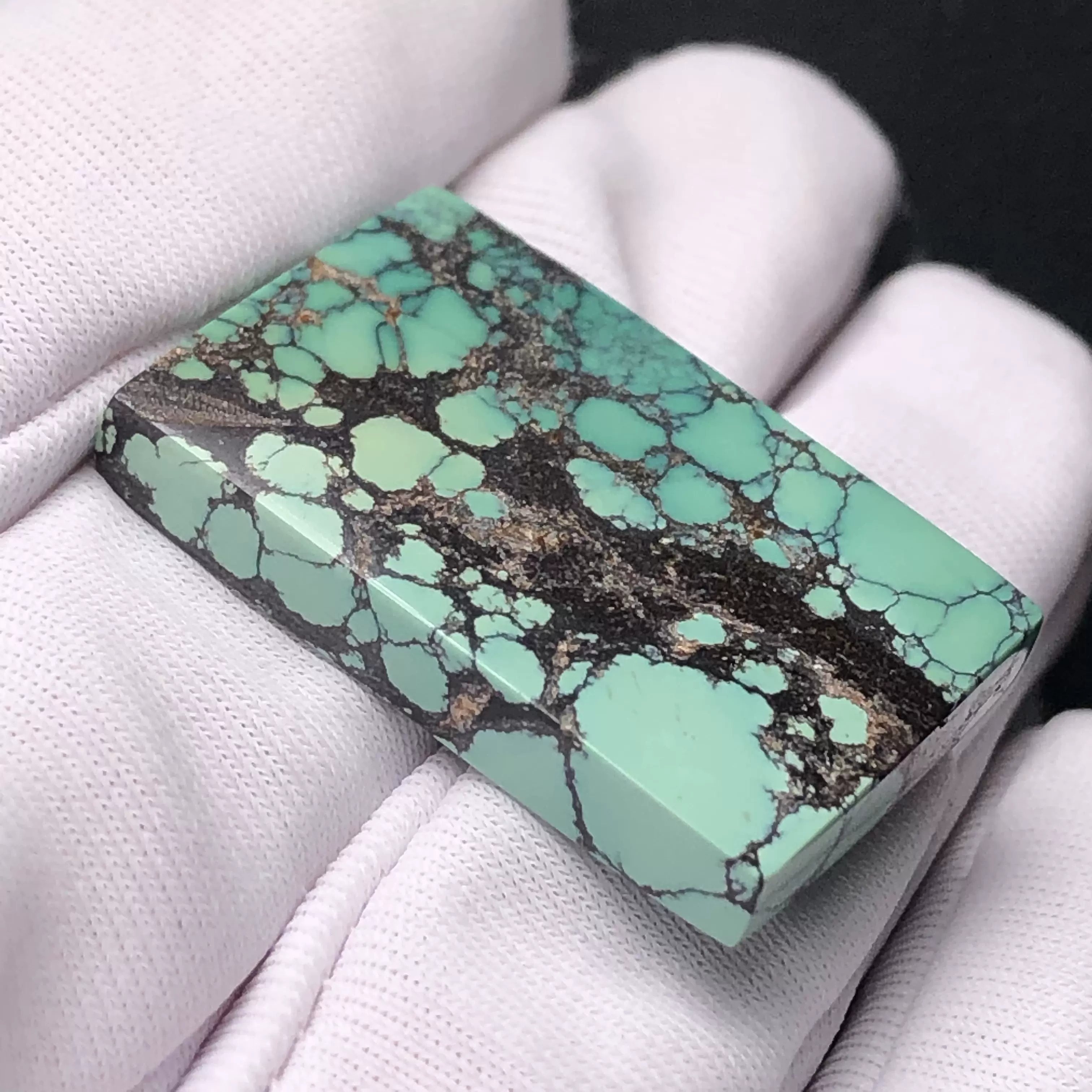 精品瓷釉级绿松石平安无事牌吊坠 5.16g