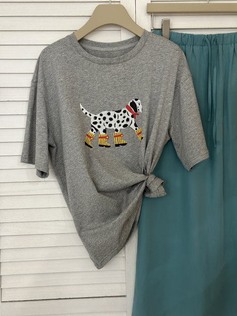 Summer laziness, loose spots, puppy printed gray T -shirt women's round neck fun, plump short sleeve top
