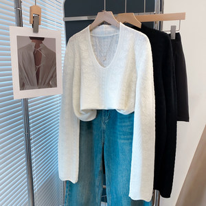 
Lace v-neck sweater women's pullover 2026 spring and autumn new style loose outer sweater with fashionable bottoming shirt