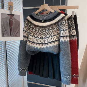 
Round neck Fair Isle sweater women's thickened bottoming shirt 2025 autumn and winter new pullover loose knitted sweater inner top