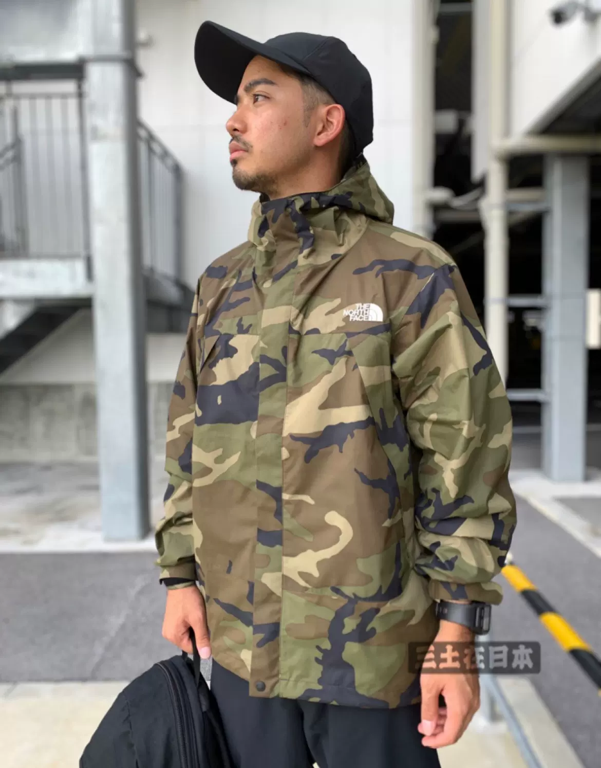 三土在日本22SS TNF日版北面Novelty Dot Shot Jacket薄型冲锋衣-Taobao