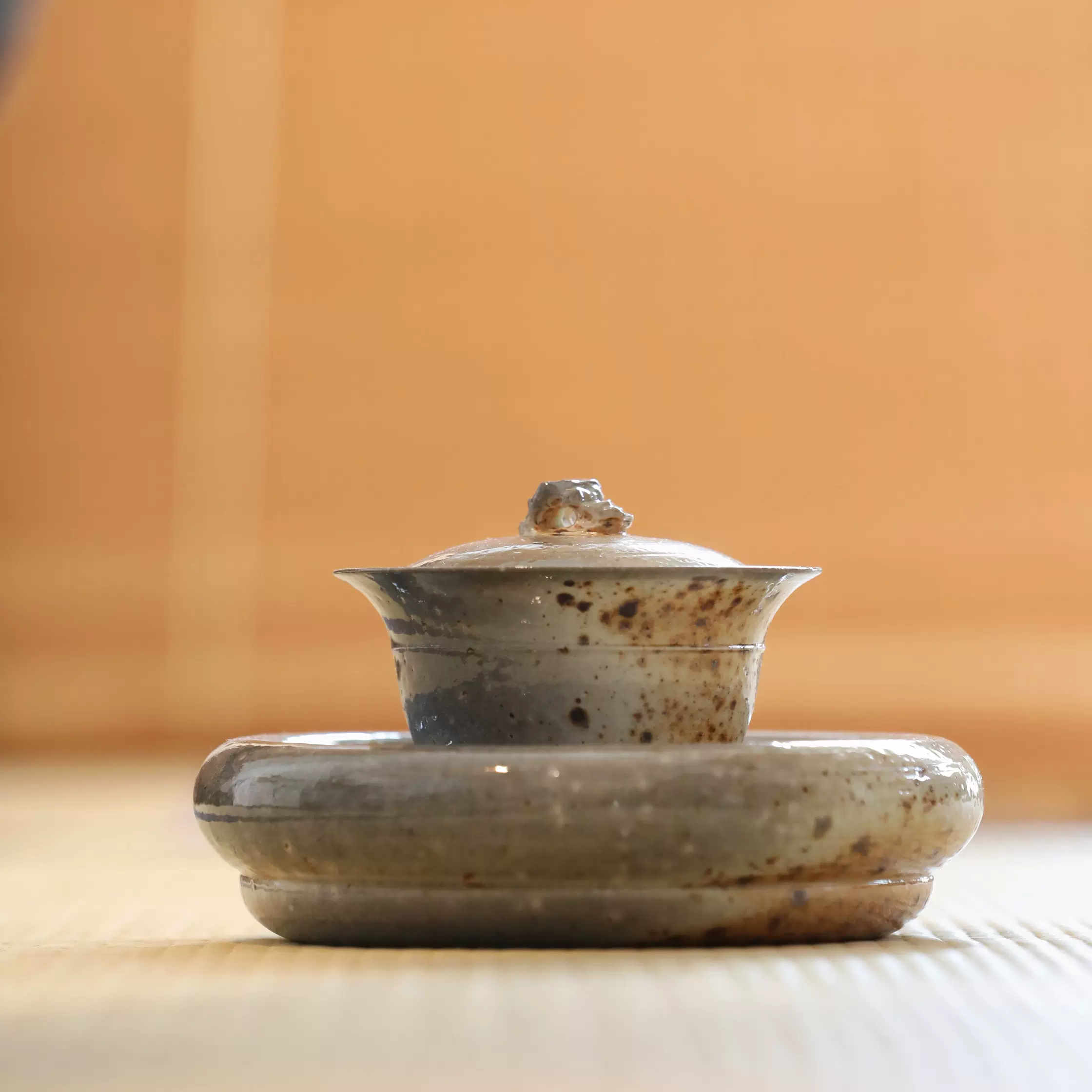 茶托 日本古美術梅花型古錫茶托乾茂號5客天然薌沉香 煎茶道具 5客 在銘