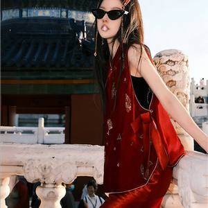 
Big MOSS 12.12 20:00 New [Fuxi Huaxu] new Chinese style vest + skirt suit for women