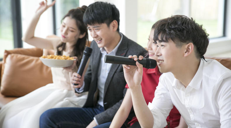 周末去k歌，来点零食助助力