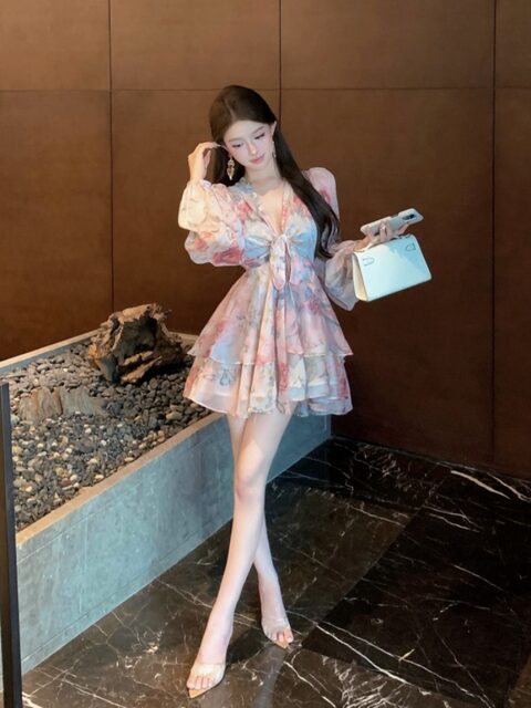 Pure sexy strap printed V-neck slim dress waist hollow design niche ...