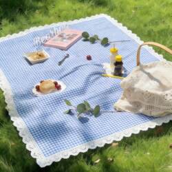 Spring Outing Mat, Picnic Mat, Outdoor Lawn Mat, Park Grass Camping Mat, Atmospheric Moisture-Proof and Waterproof Mat