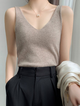 
100 pure wool suspender V-neck versatile vest