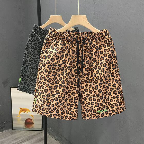 
Summer large-size leopard print shorts trendy men's beach pants new casual pants thin Hong Kong style retro five-point mid-size pants