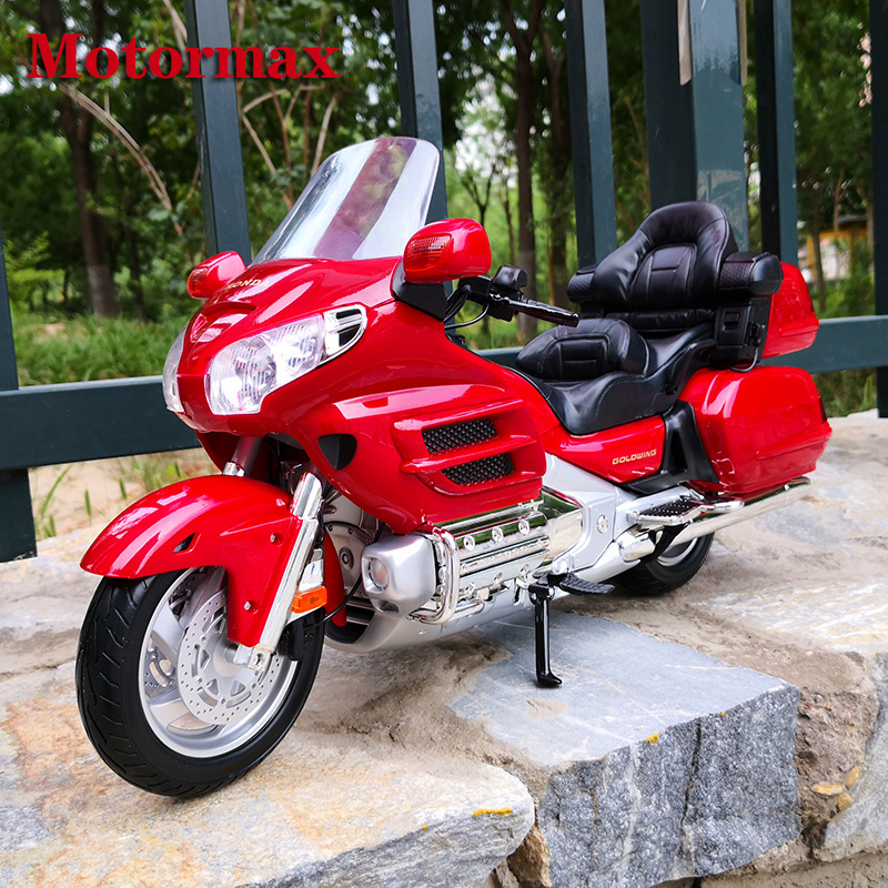 とても貴重な1:6 スケール 模型 ホンダGold Wing (GL1500) Fourth-Generation Gold Wing Aims for Pinnacle of Luxury