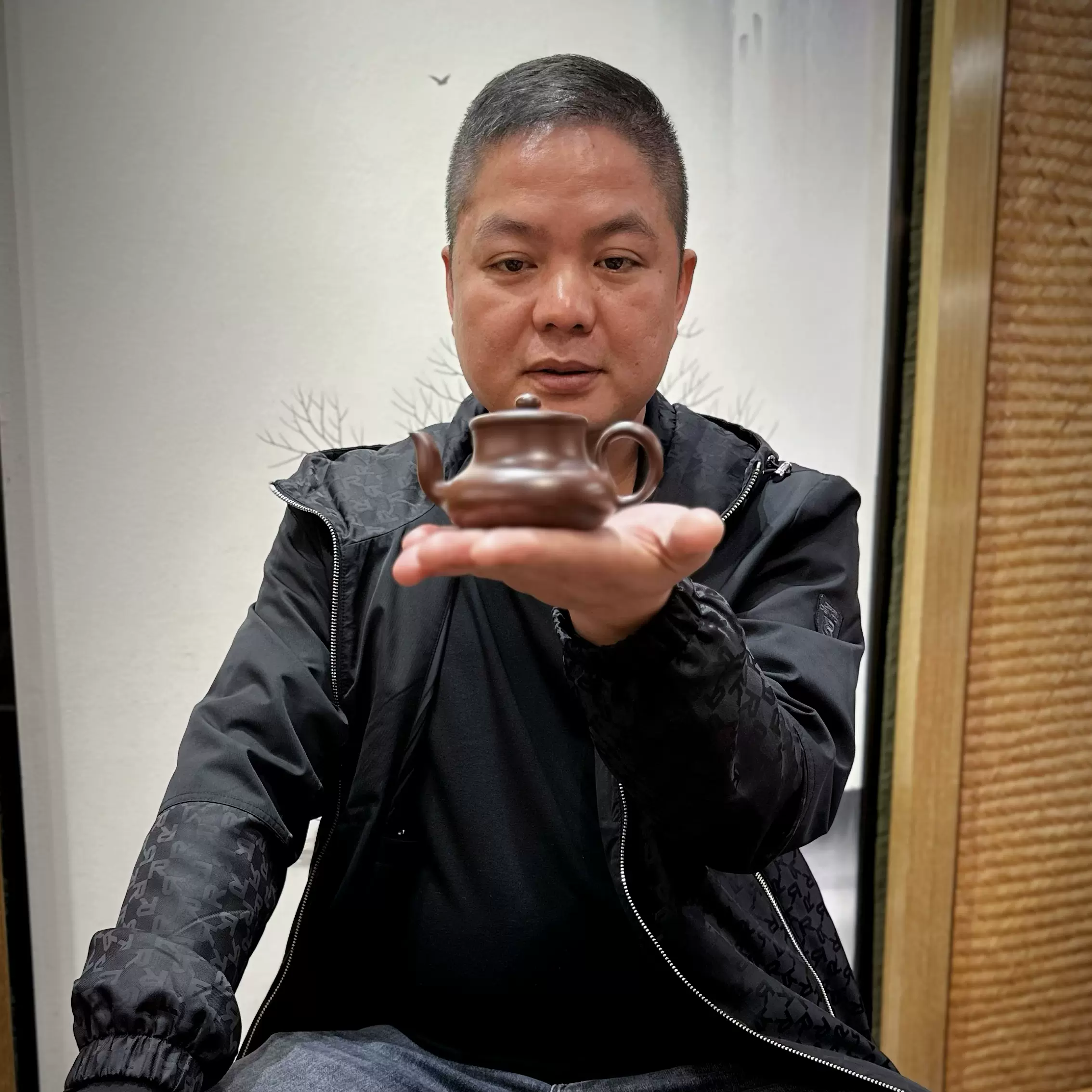 謝華美人肩壺260cc潮州手拉朱泥壺全手工紫砂壺中國工藝美術大師