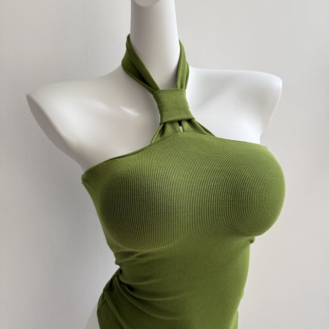 The king of single wear! Cartoon breasts with padded breasts, double-layer design, halter neck, backless sexy tank top, women's inner layering shirt