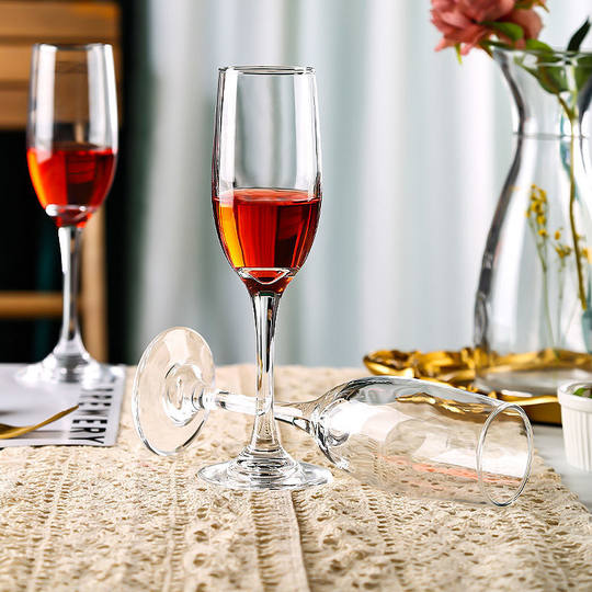 アンティークなグラス124個 アンティークなグラス124個