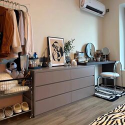 Dressing Table, Simple and Modern, Integrated Bedside Cabinet, Solid Wood Storage Cabinet, Corner Storage, Bedroom Dressing Table