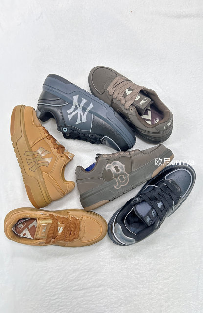Korean direct mail MLB autumn and winter senior shoes sneakers retro warm Maillard wheat color heightening sports casual shoes