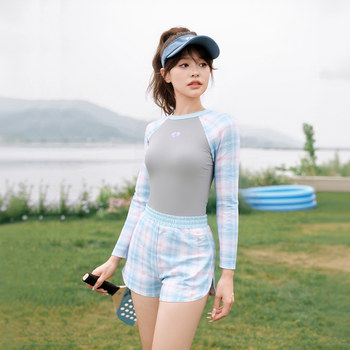 
Yimeishan long-sleeved swimsuit for women's swimming pool, special one-piece flat corners to make you look slim and cover your flesh, junior high school students' swimsuits soak in hot springs