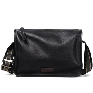 
2023 new men's shoulder bag genuine leather crossbody bag retro top layer cowhide men's bag trendy small crossbody bag