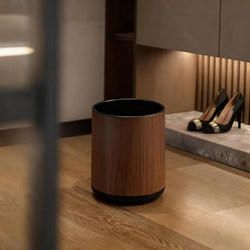 Medieval-Style Trash Can for Home Use in the Living Room and Bedroom, Light Luxury and High-End, 2025 New Model with Lid, Large Capacity Wastebasket for the Bathroom