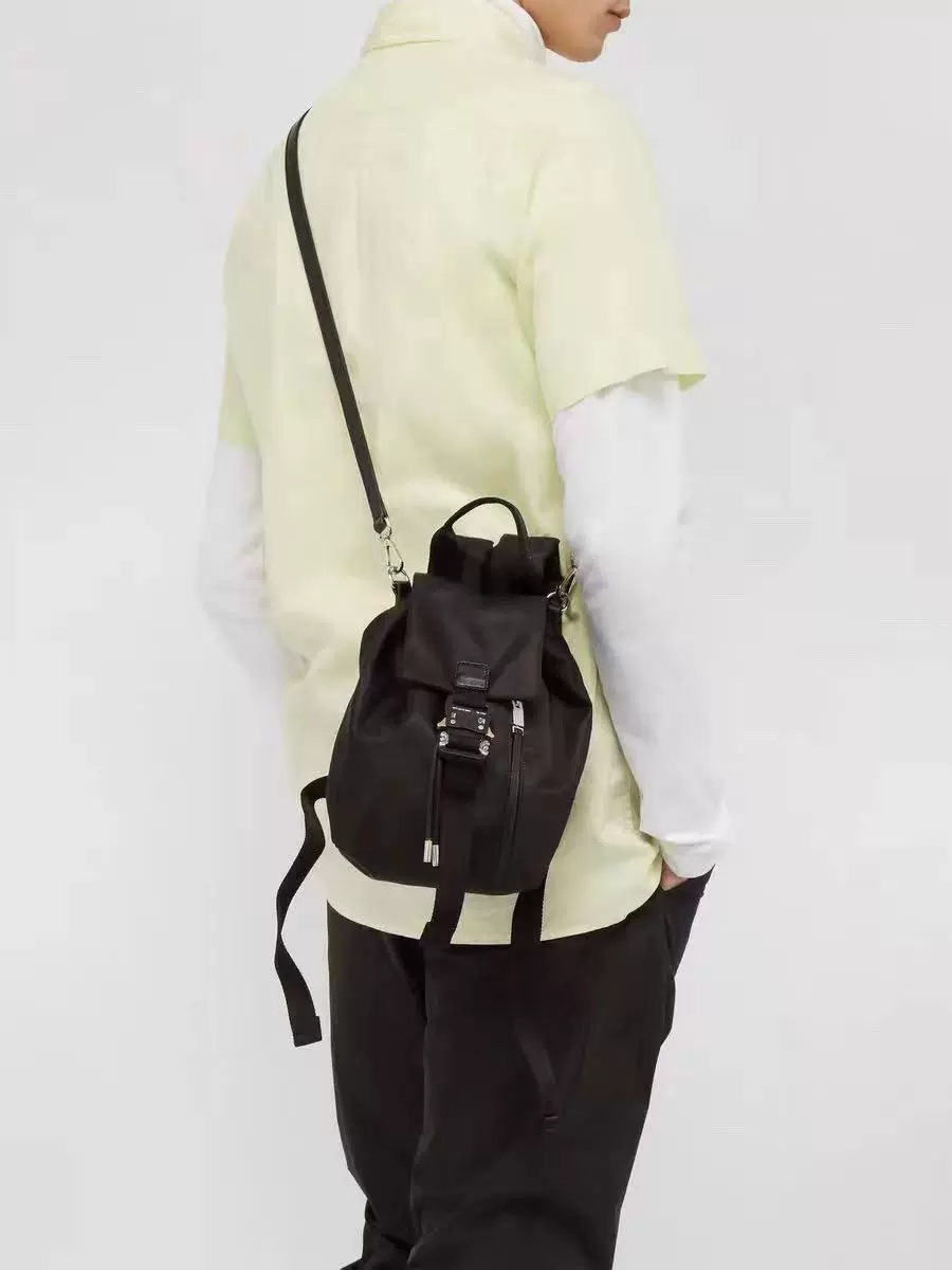 1017 ALYX 9SM BACKPACK新款两色3M反光金属机能扣男女情侣双肩包-Taobao