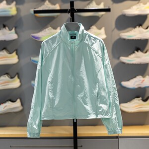 
Li Ning Sports Windbreaker Women's 2026 Spring New Fitness Loose and Comfortable Stand Collar Jacket Windbreaker AFDW758