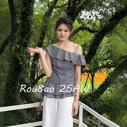 Rou8Ao Plus Size Women's Fashion Ruffled Slimming Off-Shoulder Plaid T-Shirt 2026 Summer Irregular Asymmetrical Shoulder Top