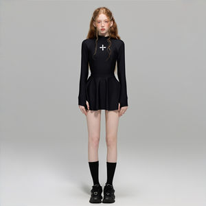 
Princess Surana two-piece swimsuit for women with conservative slim belly-covering skirt style long-sleeved sports hot spring bathing suit