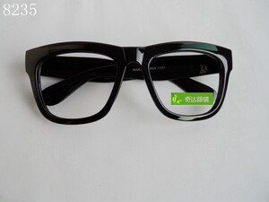 Men and women's large -frame wide -side glasses frame decorative mirror frameless tide fashion personality star glasses black/white
