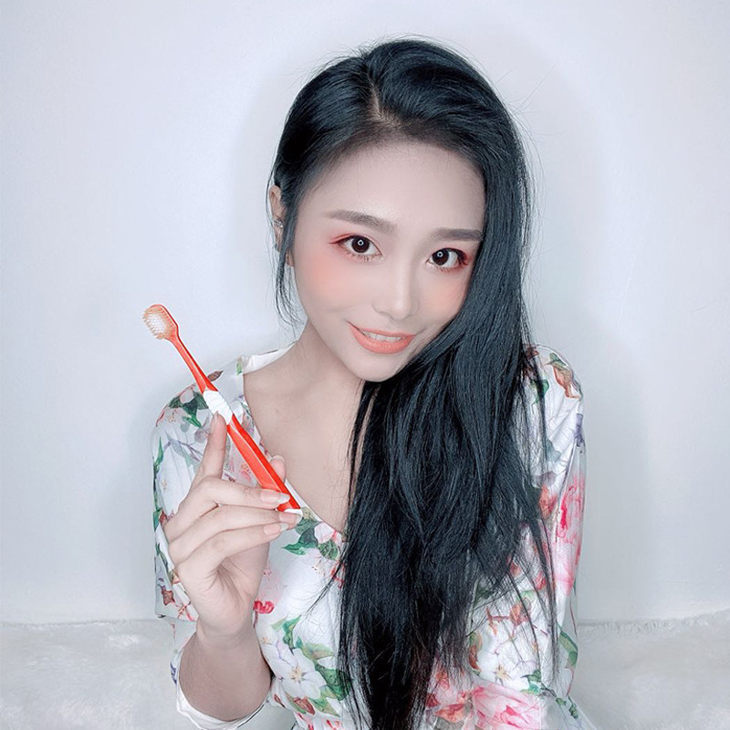 잇몸이 민감한 사람, 남성, 여성, 커플, 학생, 가족을 위한 일본산 65홀 클래식 10개 광폭모 칫솔 -