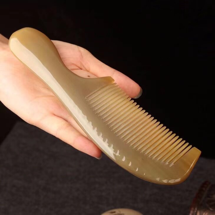 새로운 스타일 쇠고기 힘줄 빗 정전기 방지 두꺼운 대형 헤어 케어 마사지 두피 자오선 빗 머리 숙녀 긴 머리 집-